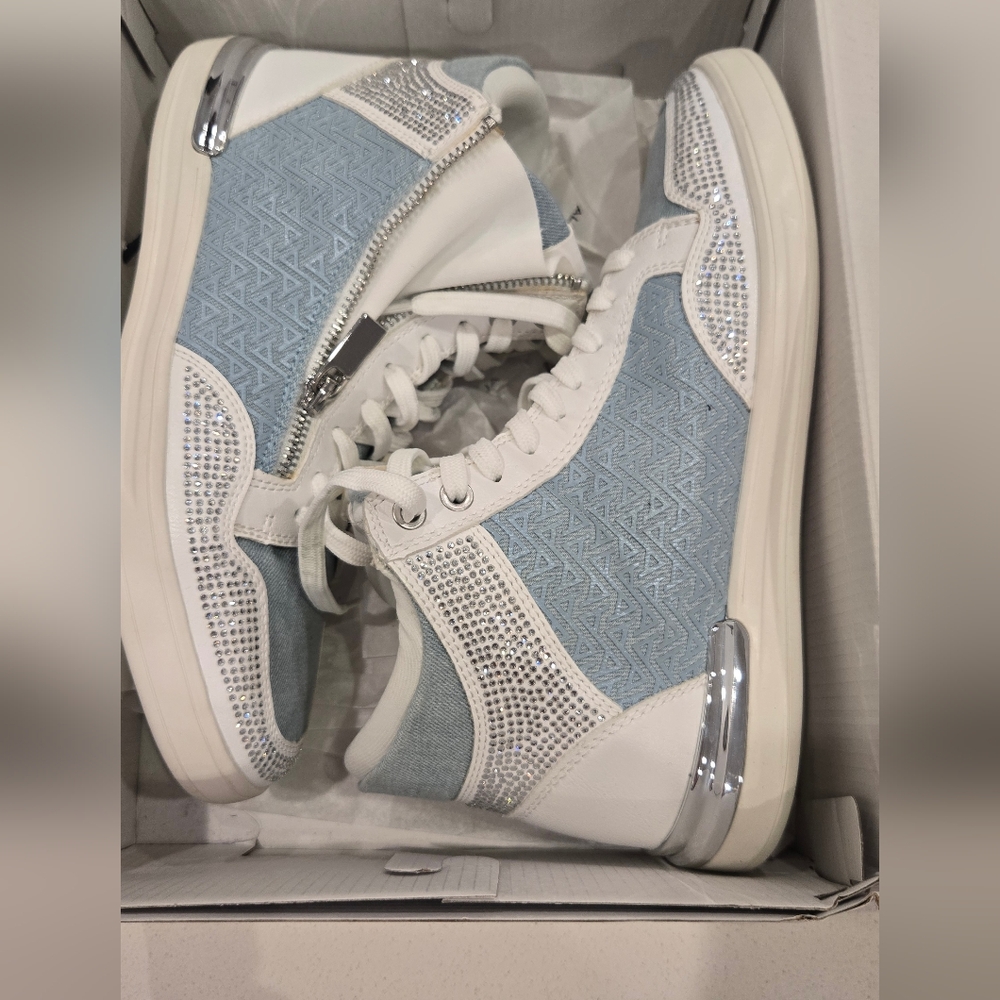 Unworn Aldo Mens High Sneakers